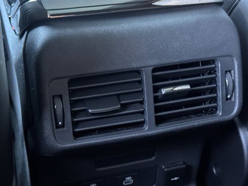 Used 2026 Land Rover Range Rover Velar S image 13