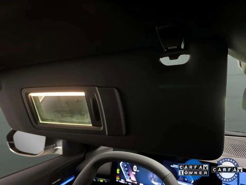 Used 2025 BMW 530i xDrive image 56