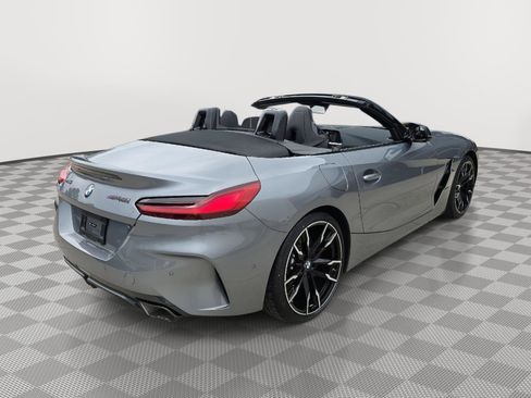 Used 2025 BMW Z4 M40i w/ Premium Package image 13