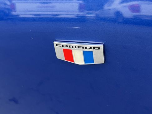 Used 2019 Chevrolet Camaro LT w/ RS Package image 10