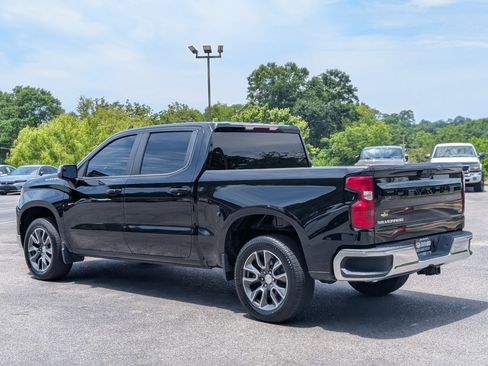Used 2022 Chevrolet Silverado 1500 LT RWD image 7