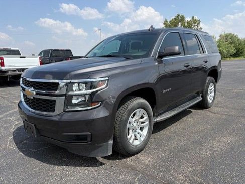 Used 2018 Chevrolet Tahoe LS RWD image 1