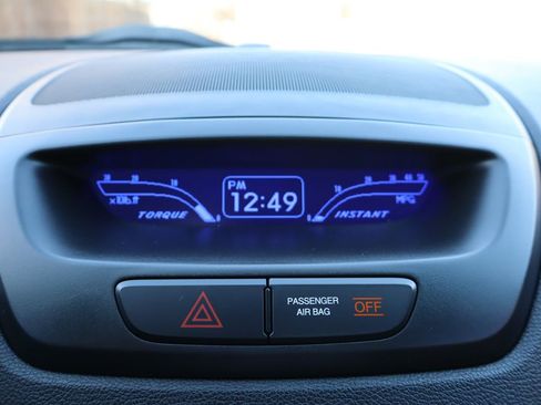 Used 2010 Hyundai Genesis 3.8 image 35