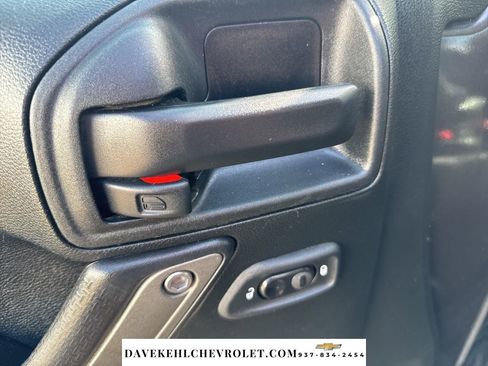 Used 2017 Jeep Wrangler Unlimited Sport image 11