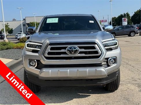 Used 2023 Toyota Tacoma Limited image 8