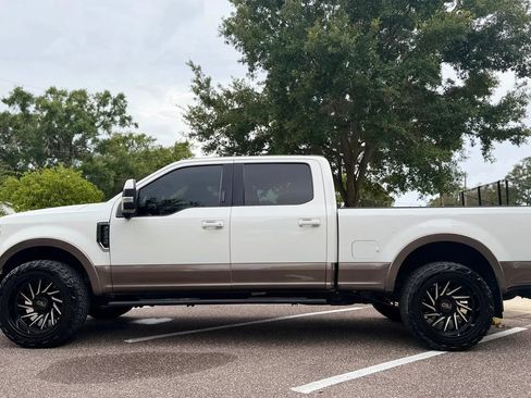 Used 2021 Ford F250 Lariat w/ Lariat Value Package RWD image 8