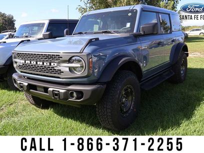 New 2025 Ford Bronco Badlands w/ Sasquatch Package