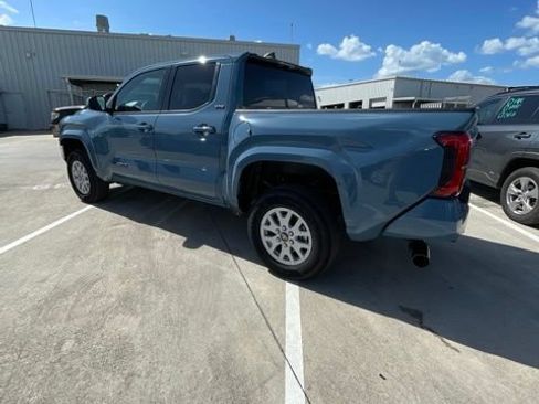 New 2026 Toyota Tacoma SR5 RWD image 4