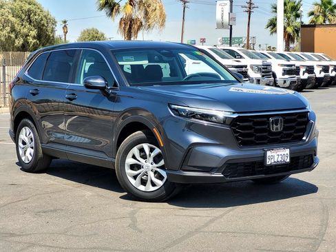 Used 2025 Honda CR-V LX image 1