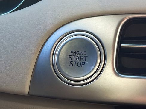 Used 2023 Hyundai Palisade Limited image 38