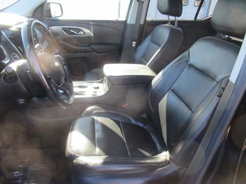 Used 2020 Chevrolet Traverse Premier w/ Redline Edition image 9