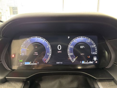 Used 2025 Jeep Grand Cherokee L Overland image 18