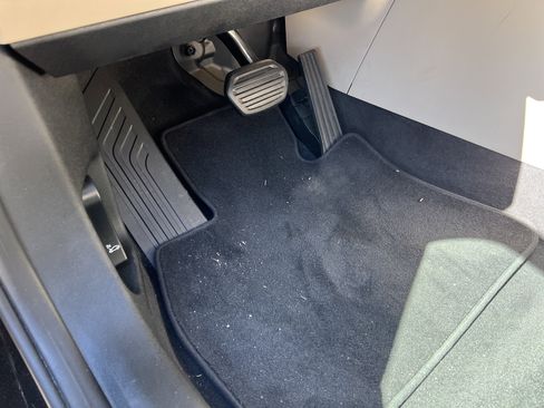 Certified 2023 BMW X1 xDrive28i image 17