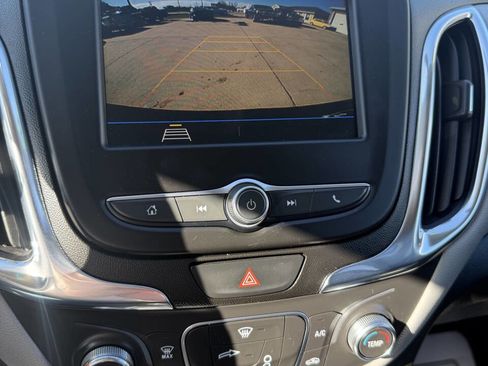 Used 2019 Chevrolet Equinox LT image 13