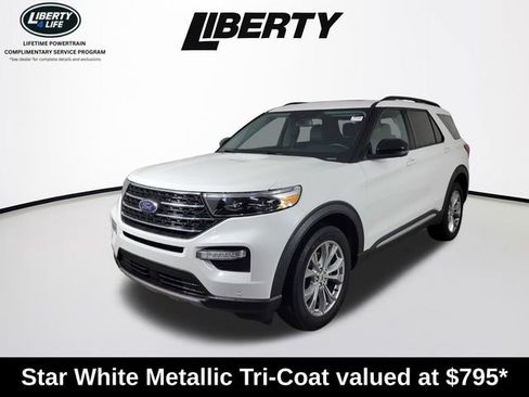 Used 2023 Ford Explorer XLT w/ Equipment Group 202A image 7