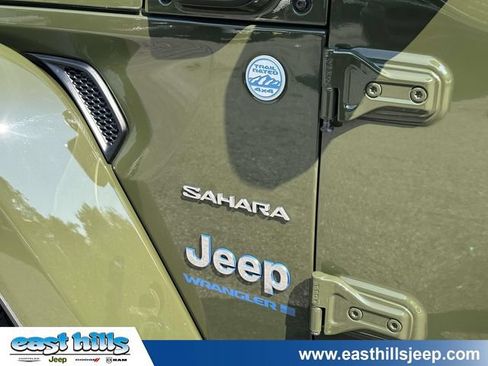 Used 2024 Jeep Wrangler Unlimited Sahara w/ Technology Group AWD/4WD image 14