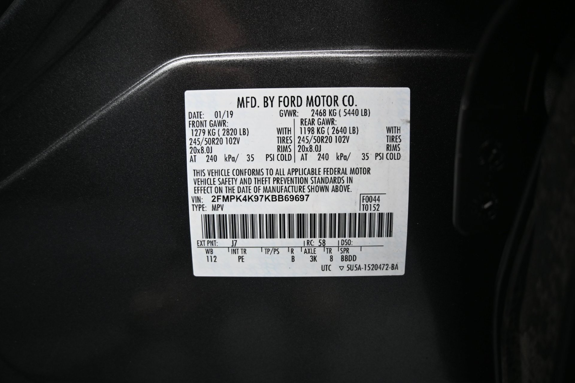 Used 2019 Ford Edge Titanium w/ Equipment Group 301A AWD/4WD image 26