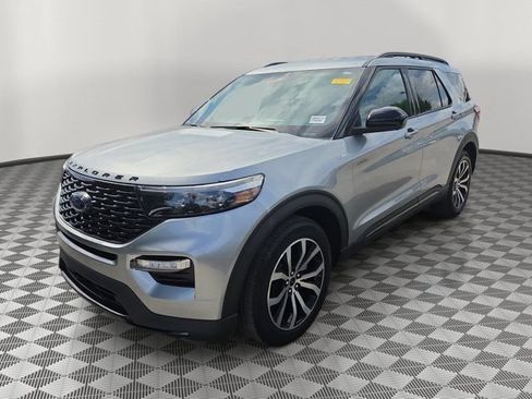 Certified 2023 Ford Explorer ST-Line w/ Class IV Trailer Tow Package RWD image 3