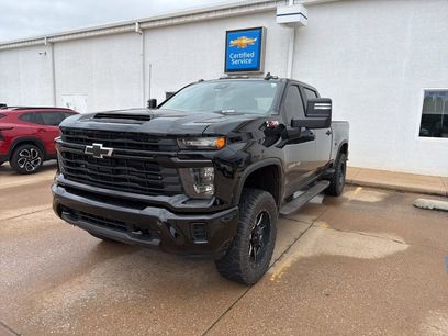 Used 2024 Chevrolet Silverado 2500 Custom w/ Custom Value Package