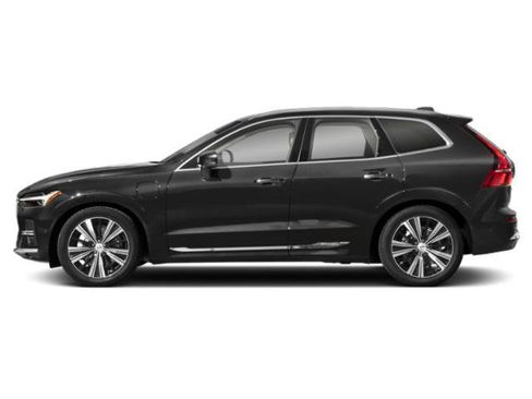 Used 2024 Volvo XC60 T8 Plus AWD/4WD image 3