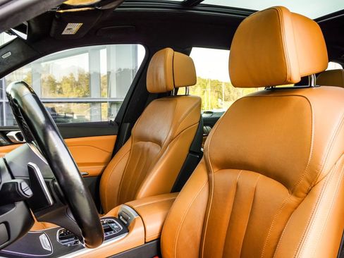 Used 2022 BMW X7 xDrive40i w/ M Sport Package image 36