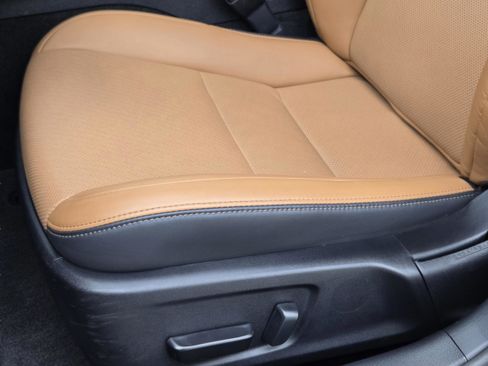 Certified 2025 Lexus IS 350 F Sport w/ Accessory Package RWD image 23