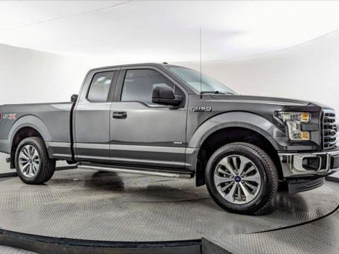 Used 2017 Ford F150 XL w/ Equipment Group 101A Mid image 11