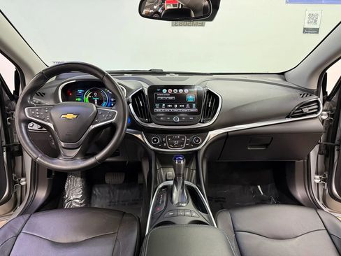 Used 2017 Chevrolet Volt Premier w/ Driver Confidence II Package image 12