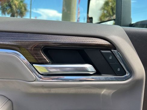 Used 2024 Chevrolet Silverado 2500 LT image 12