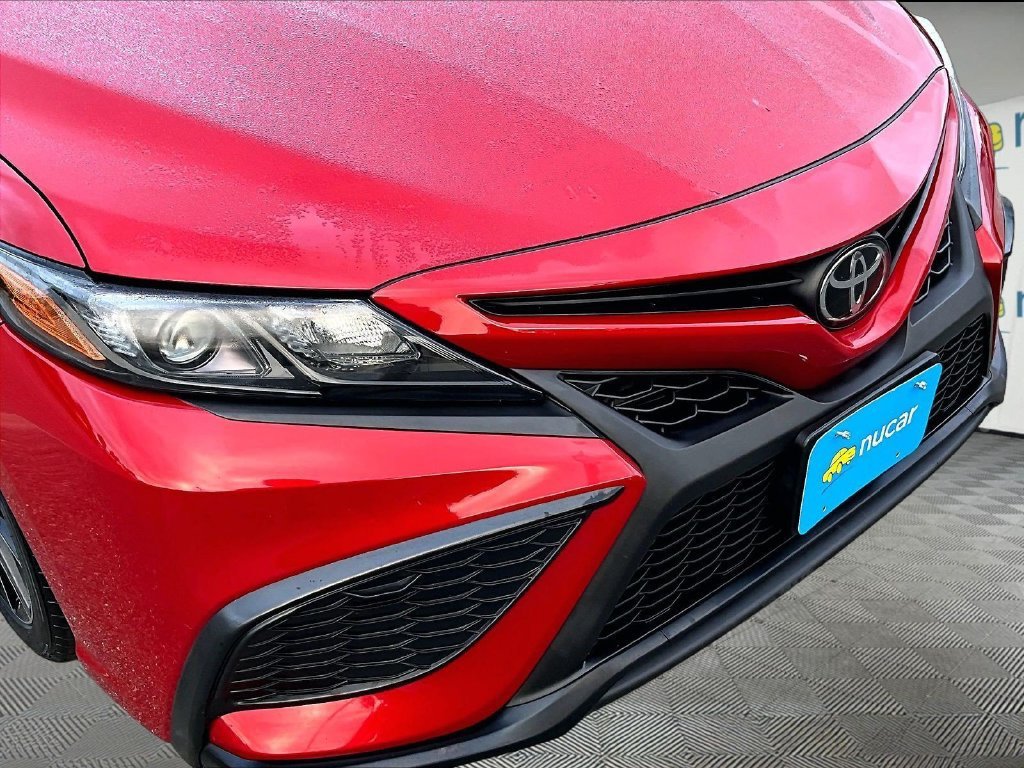 Used 2024 Toyota Camry SE w/ Cold Weather Package AWD/4WD image 31