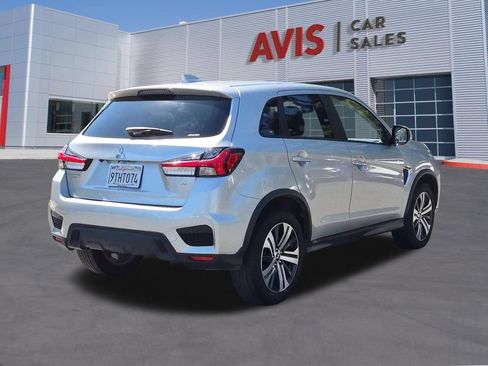 Used 2025 Mitsubishi Outlander Sport SE AWD/4WD image 6