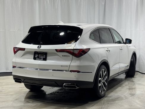 Used 2023 Acura MDX SH-AWD w/ Technology Package image 6