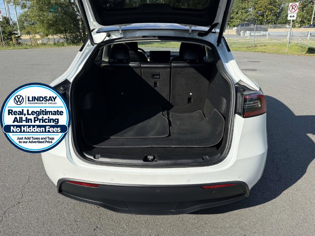 Used 2022 Tesla Model Y Long Range AWD/4WD image 17