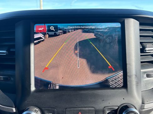 Used 2024 RAM 2500 Tradesman w/ Chrome Appearance Group image 26