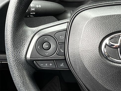 Used 2024 Toyota Corolla LE image 11