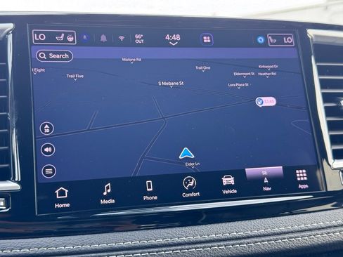 Used 2023 Chrysler Pacifica Limited w/ Uconnect Theater Family Group AWD/4WD image 10