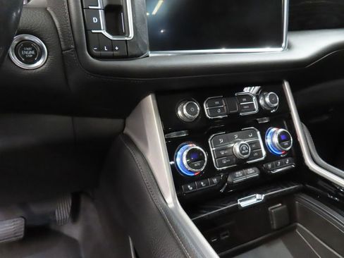 Used 2021 GMC Yukon Denali w/ Denali Premium Package image 63