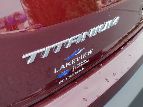 Certified 2021 Ford Edge Titanium w/ Class II Trailer Tow Package AWD/4WD image 34