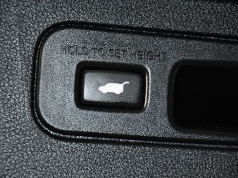 Used 2025 Honda Pilot Touring image 51