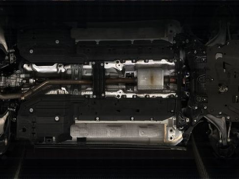 Certified 2026 Volvo XC60 B5 Plus AWD/4WD image 31
