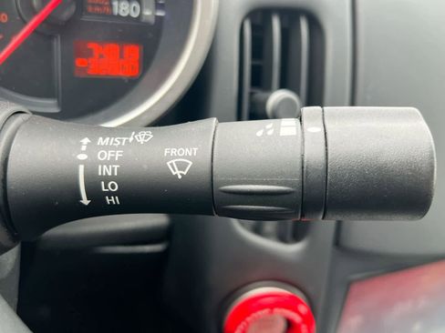 Used 2020 Nissan 370Z Coupe image 22