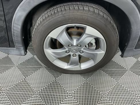 Used 2019 Honda HR-V LX image 18