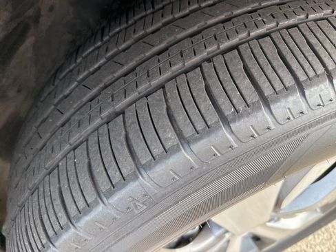 Certified 2024 Subaru Ascent Premium w/ Convenience Package image 10