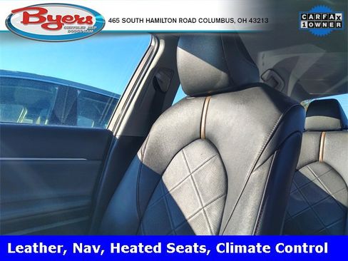 Used 2019 Toyota Camry XLE w/ Navigation Package image 27