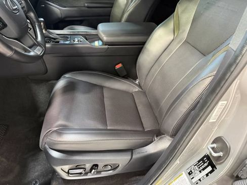 Used 2024 Lexus GX 550 AWD/4WD image 24