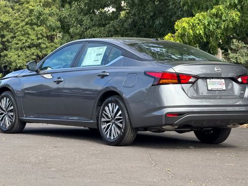 New 2026 Nissan Altima 2.5 SV AWD/4WD image 6