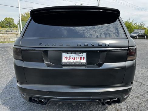 Used 2017 Land Rover Range Rover Sport SVR AWD/4WD image 9