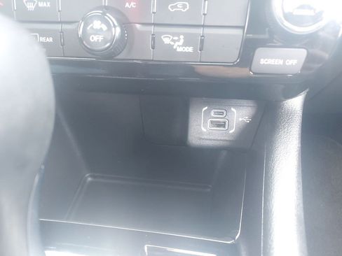 Used 2025 Jeep Compass Latitude AWD/4WD image 18