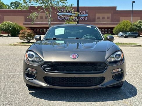 Used 2017 FIAT 124 Spider Classica RWD image 8