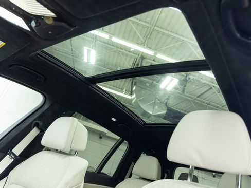 Certified 2025 BMW X7 M60i image 15